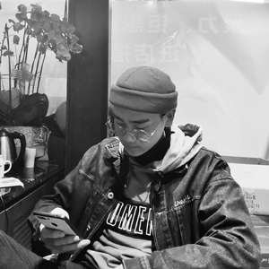 女帝被c呻吟双腿大开H视频
